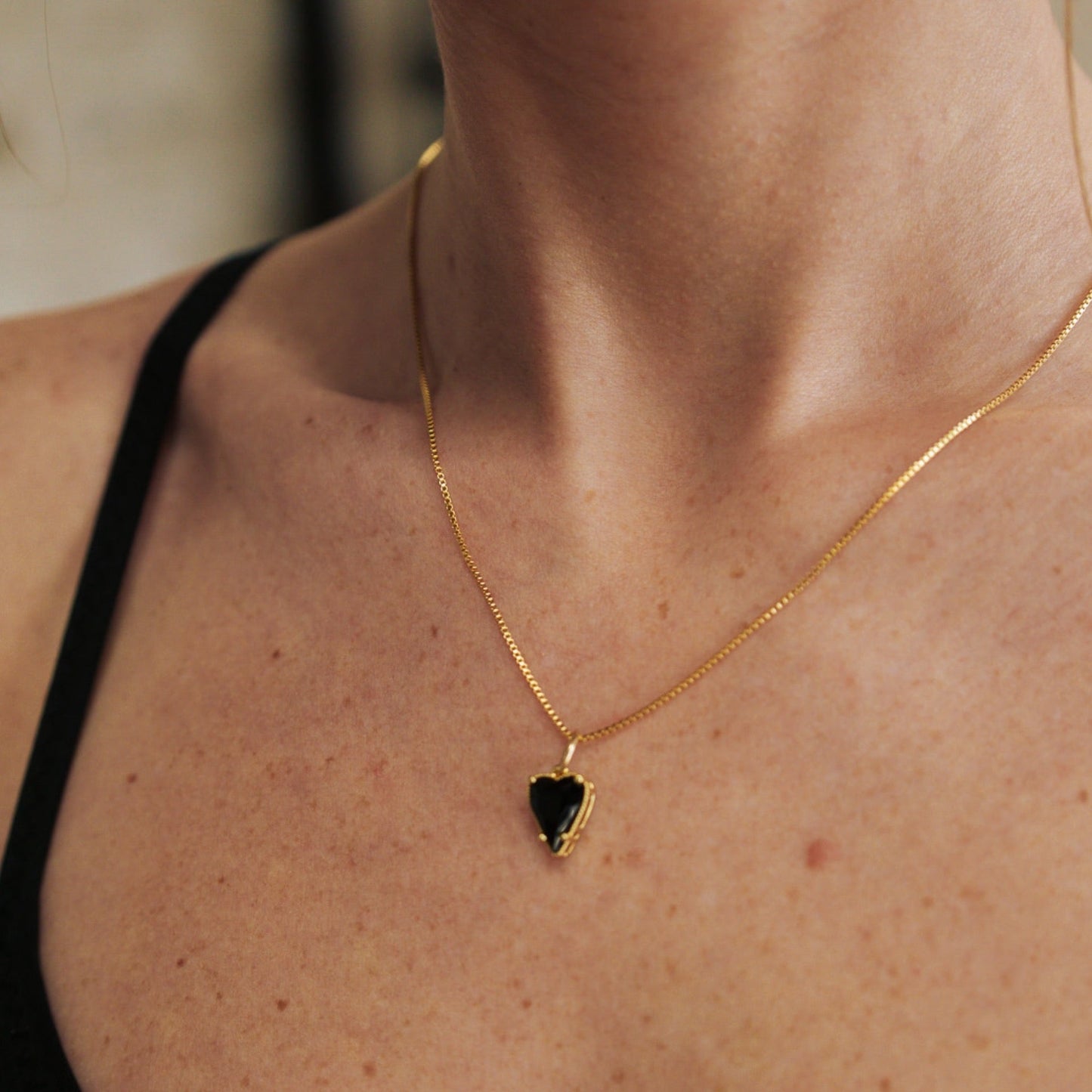 elevate - black zircon heart necklace